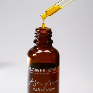 Náš bestseller, který si zamilovala Vaše pleť – i Vy.🥰 Pleťové sérum Age Away s bakuchiolem, rostlinnou alternativou...